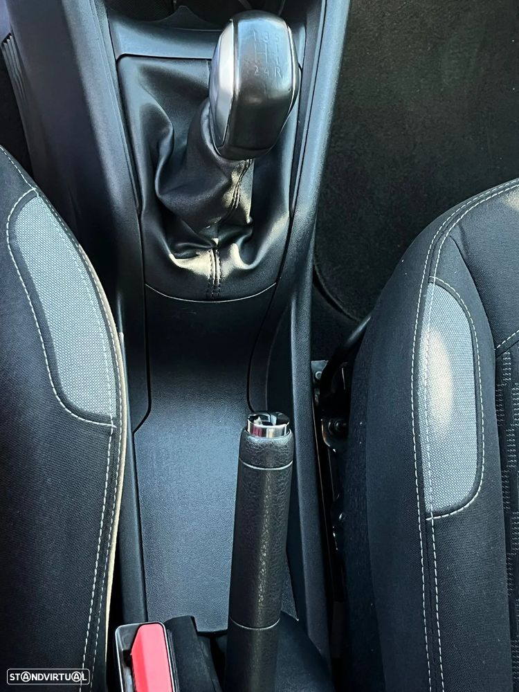 Peugeot 208 1.2 PureTech Active - 15