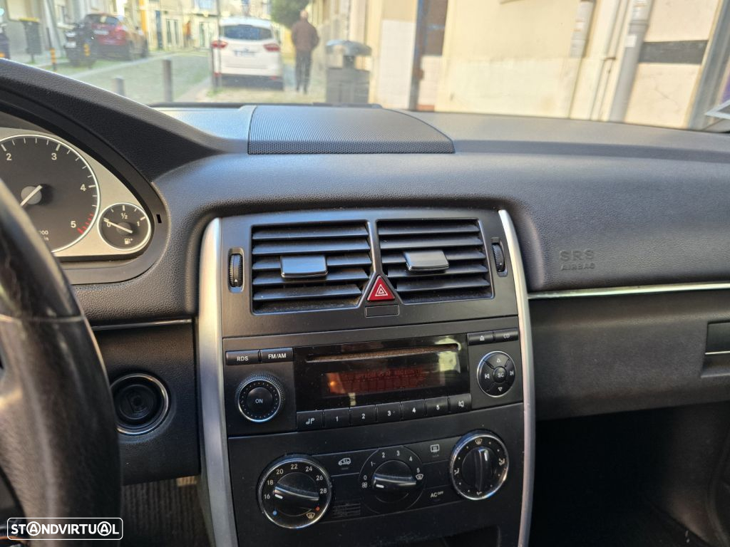 Mercedes-Benz B 200 CDi - 15