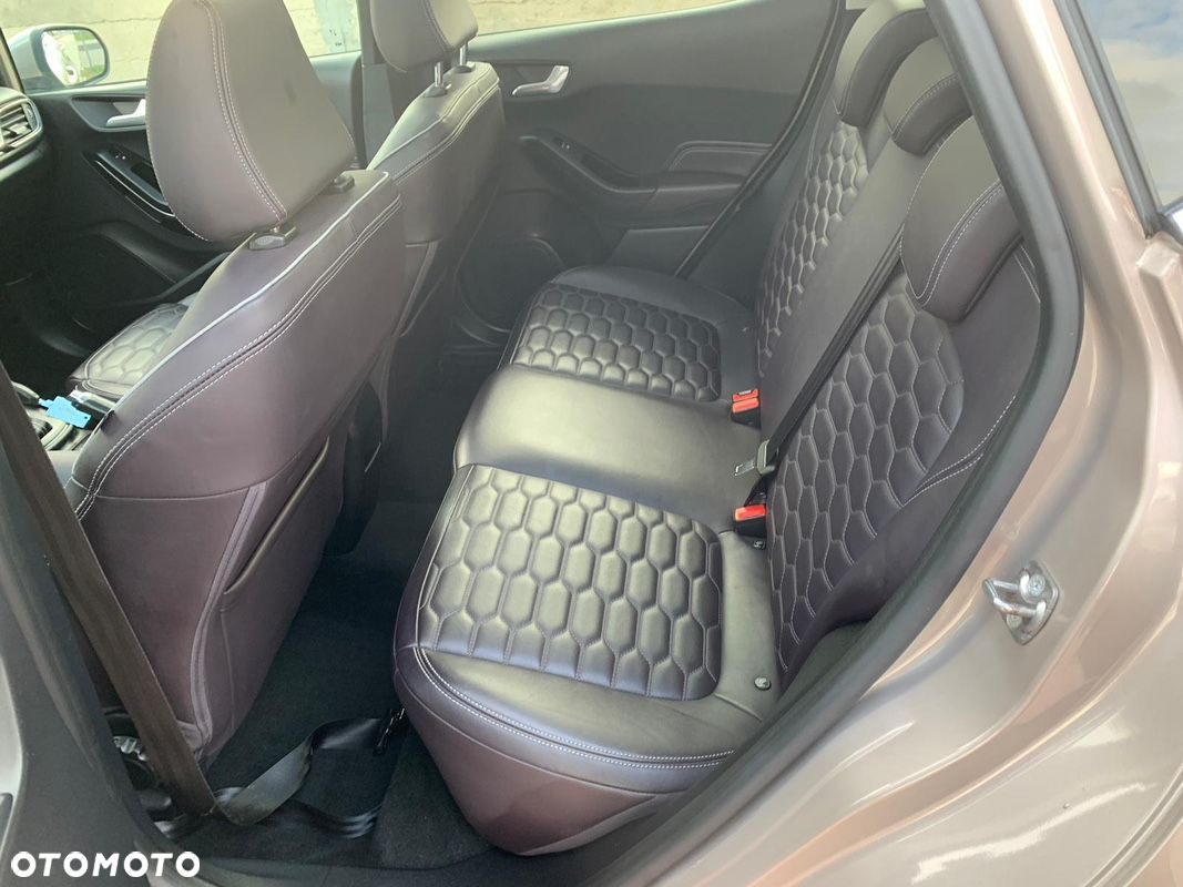 Ford Fiesta 1.0 EcoBoost Powershift Individual - 23