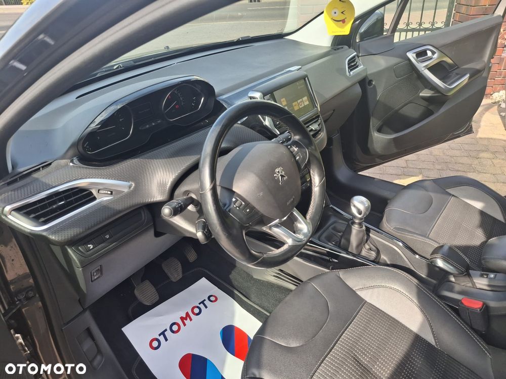 Peugeot 2008 PureTech 130 Allure Pack - 10