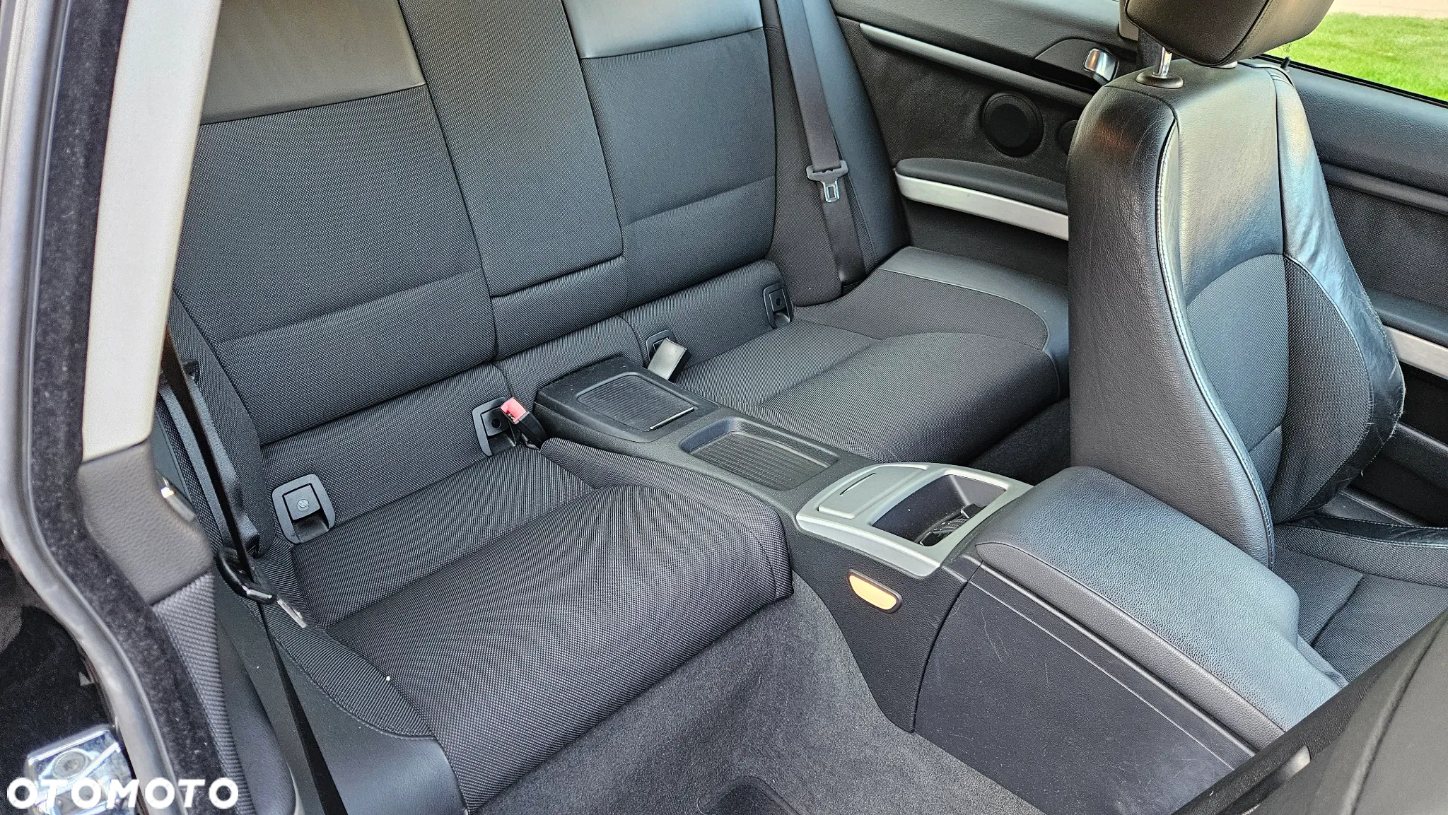 BMW Seria 3 320d Coupe - 16