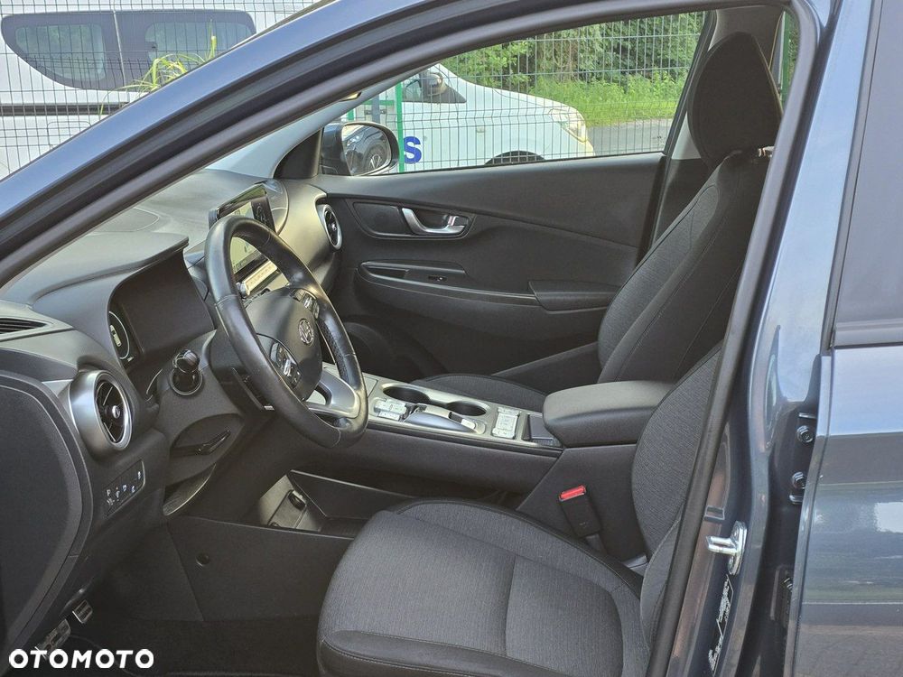 Hyundai Kona Electric 39kWh Premium - 26
