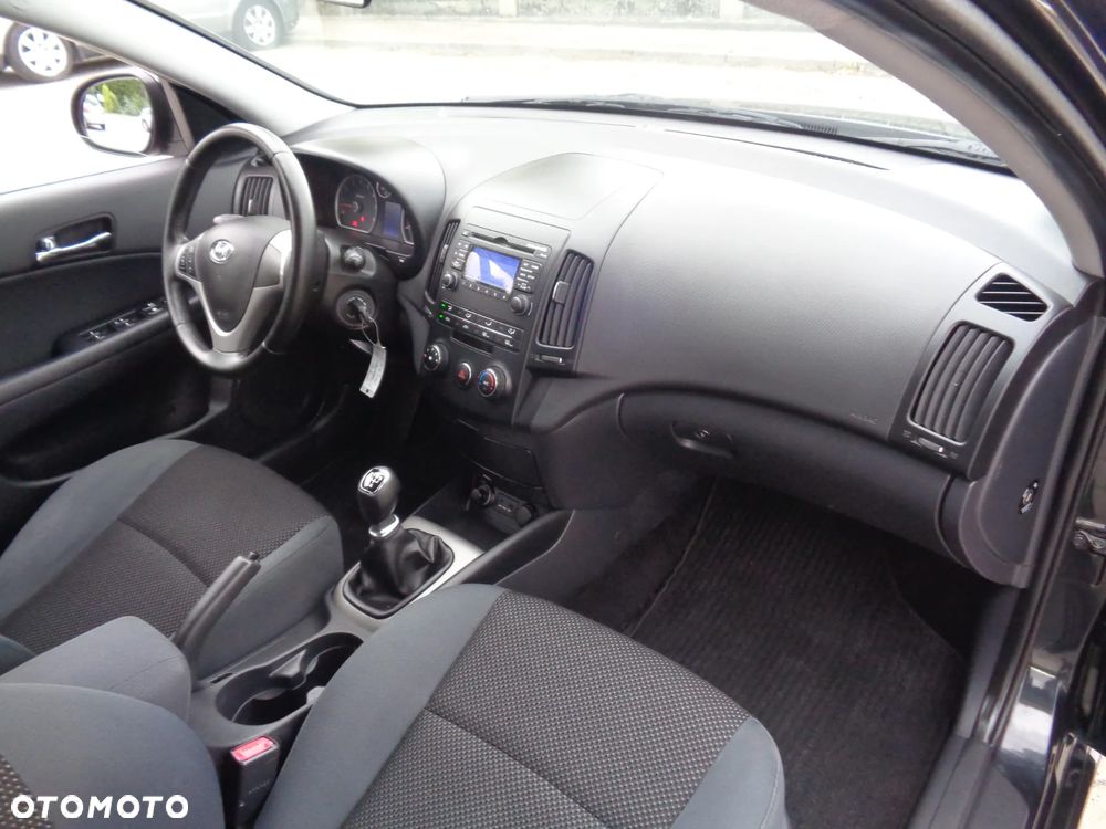 Hyundai i30 i30cw 1.4 Edition Plus - 14