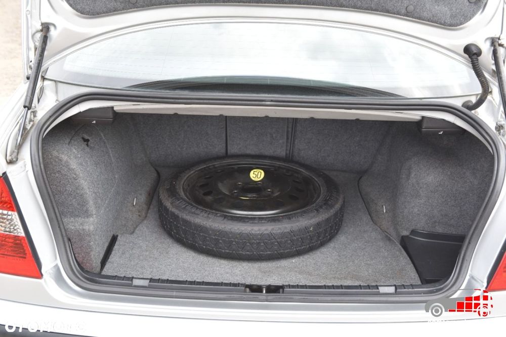BMW Seria 3 - 18