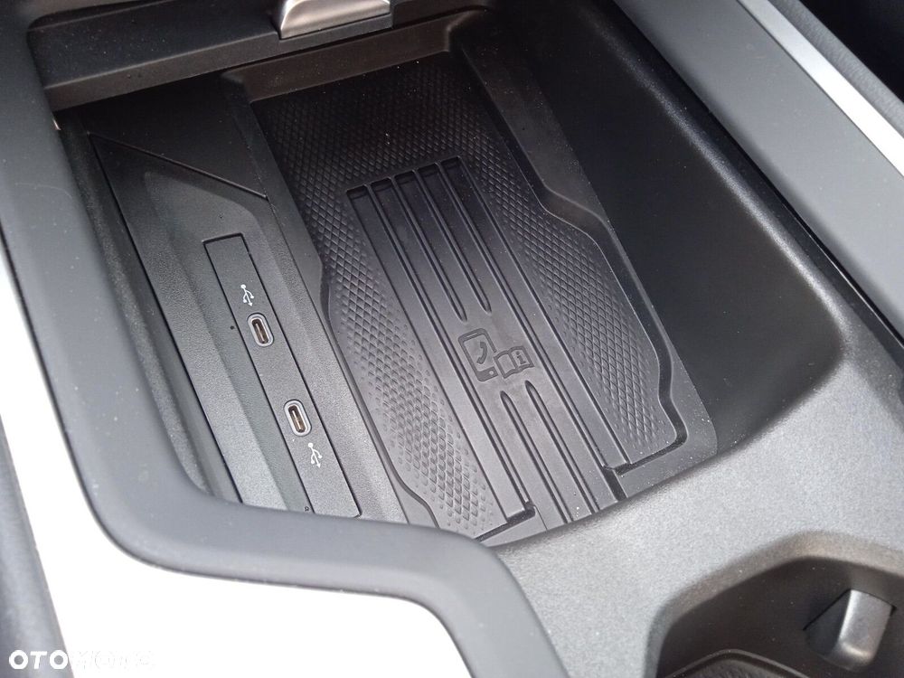 Volkswagen Passat - 23