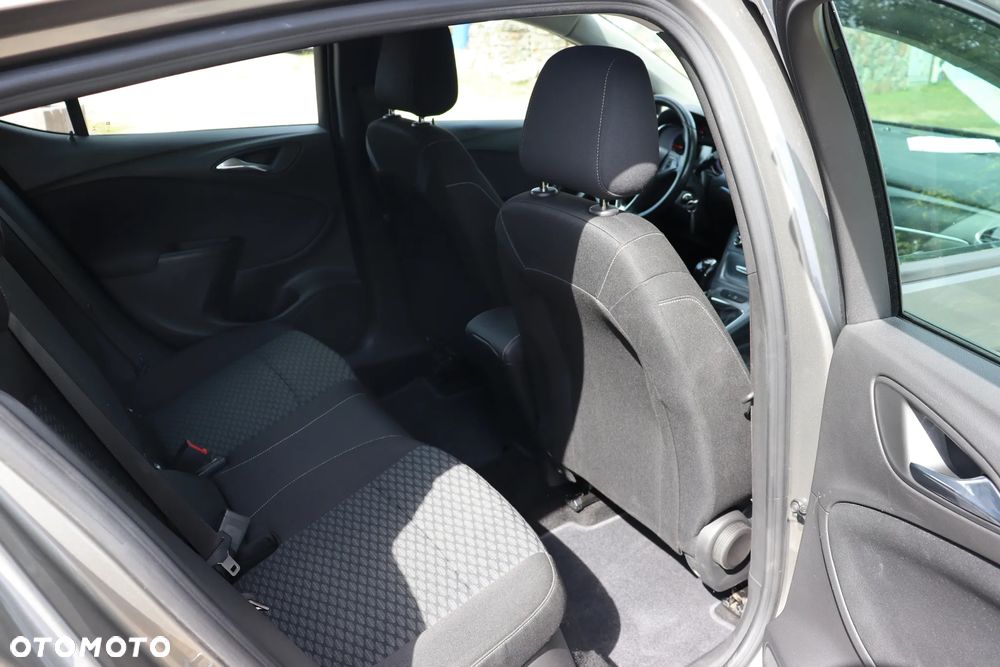 Opel Astra - 19