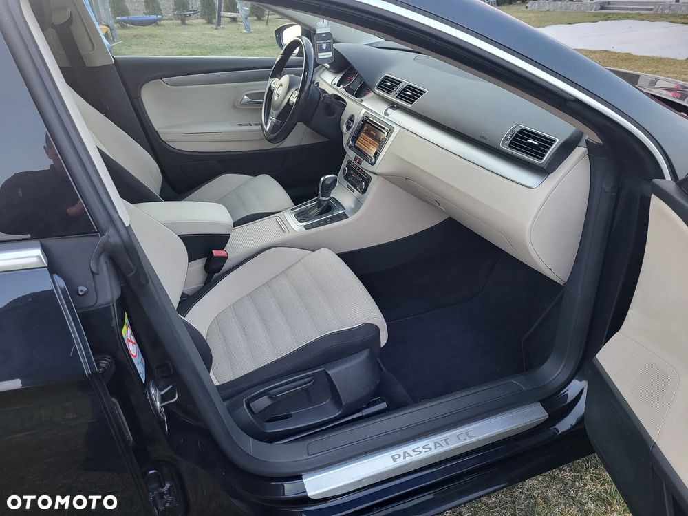 Volkswagen Passat CC 2.0 TDI DPF BMT DSG - 17