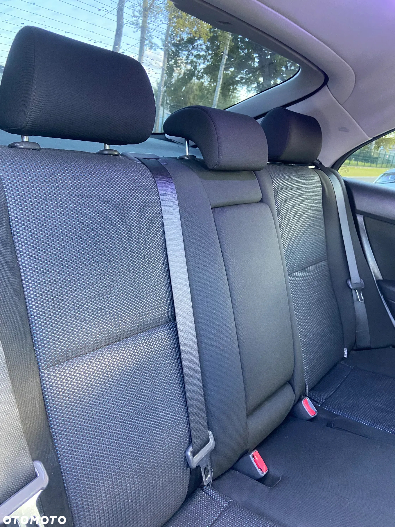 Toyota Avensis 1.8 VVT-i - 13