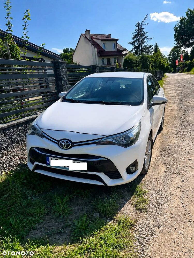 Toyota Avensis 1.8 Active - 1