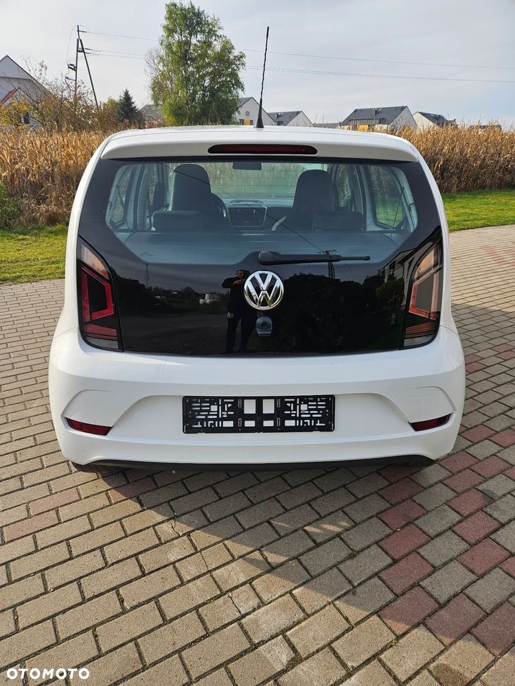 Volkswagen up! - 10