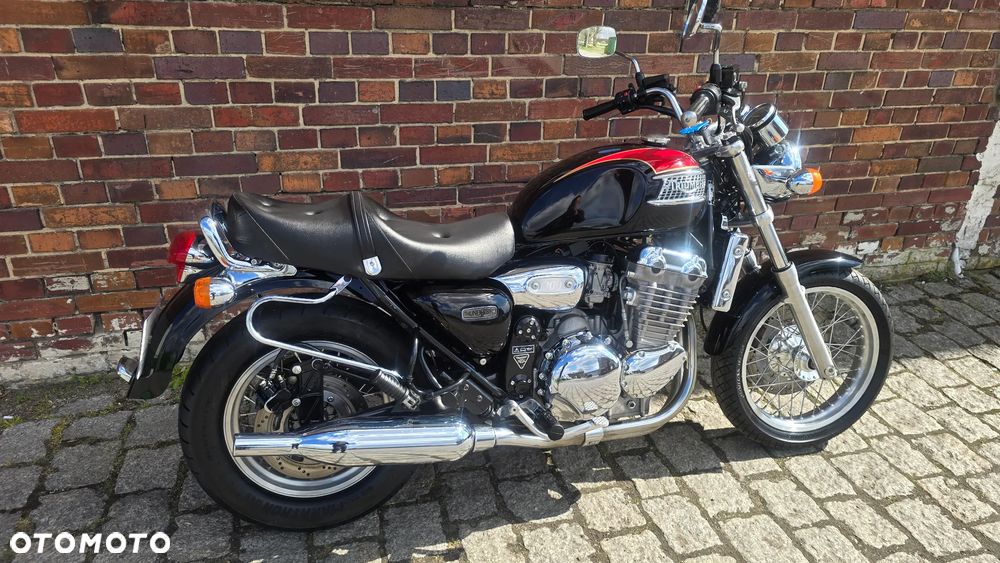 Triumph Thunderbird - 18