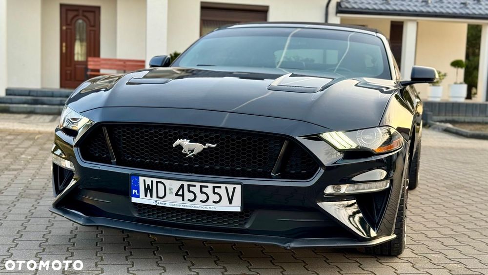 Ford Mustang - 6
