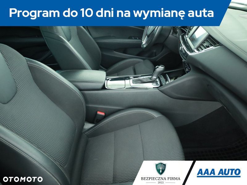 Opel Insignia - 9