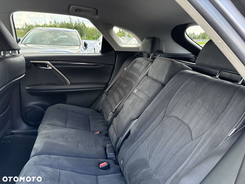 Lexus RX - 14