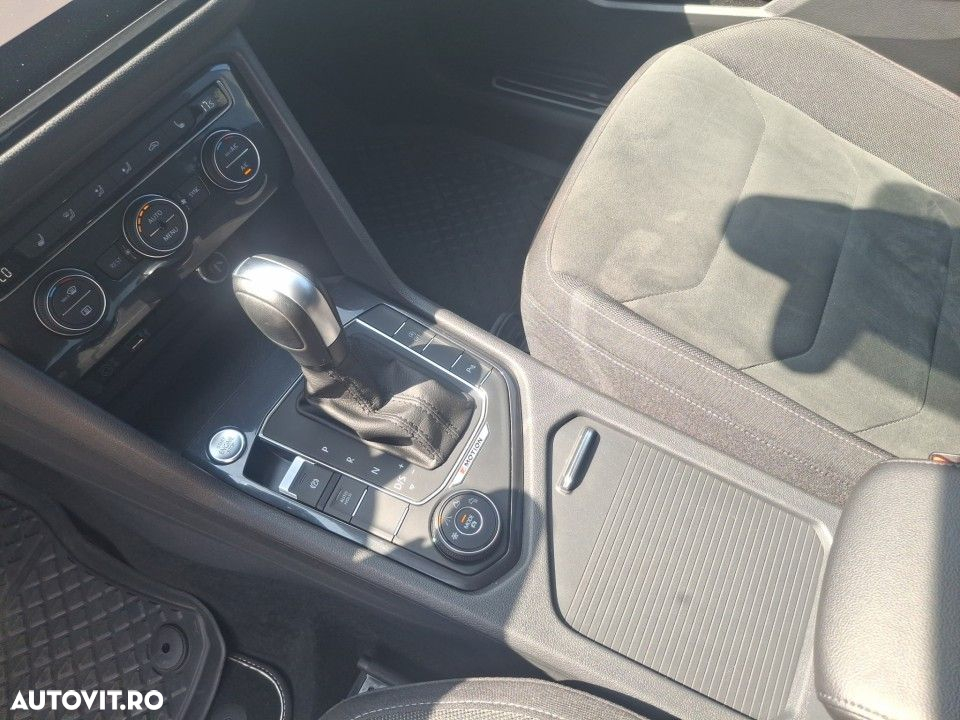 Volkswagen Tiguan - 21