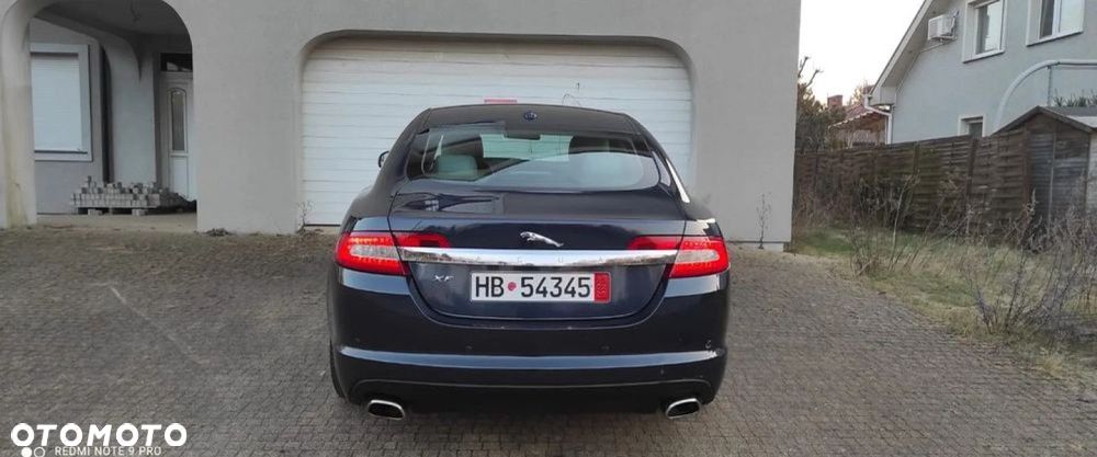 Jaguar XF 2.7 V6 Premium Luxury - 19
