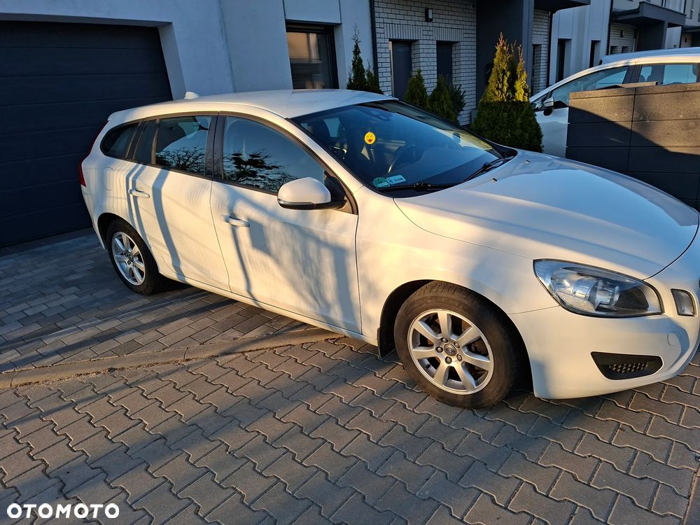 Volvo V60 DRIVe - 2