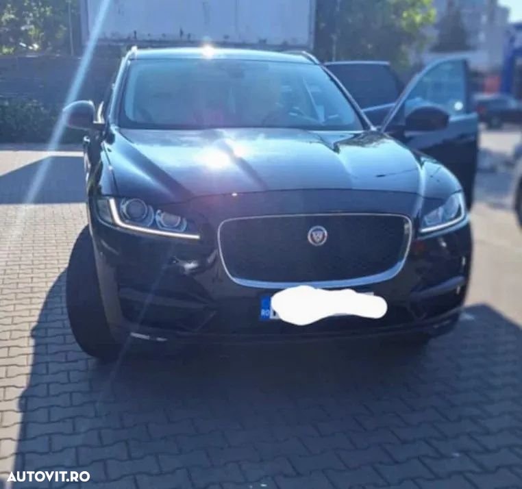 Jaguar F-Pace 20d AWD Prestige - 3
