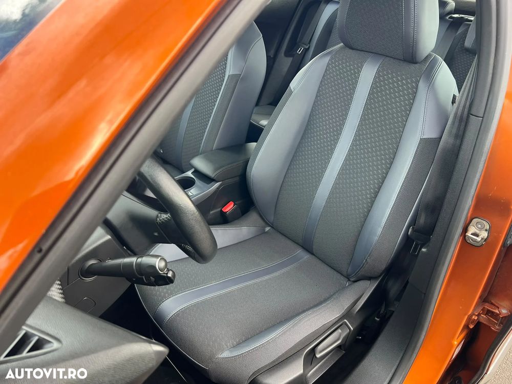 Peugeot 2008 PureTech 130 Active Pack - 6