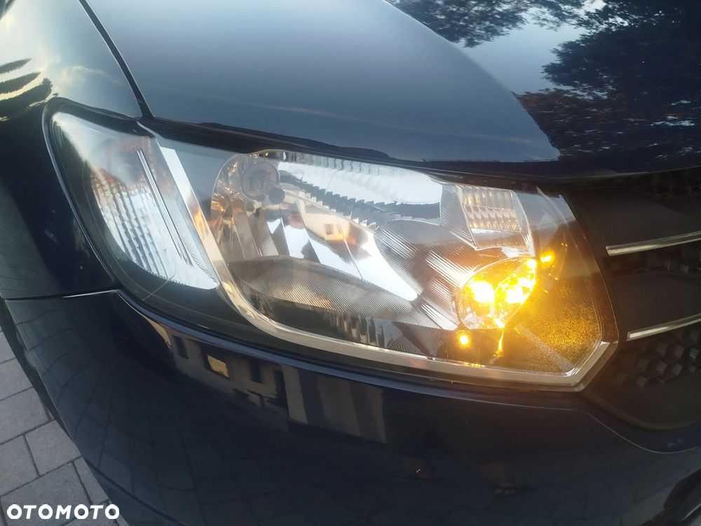 Dacia Sandero 1.2 16V 75 Laureate - 25