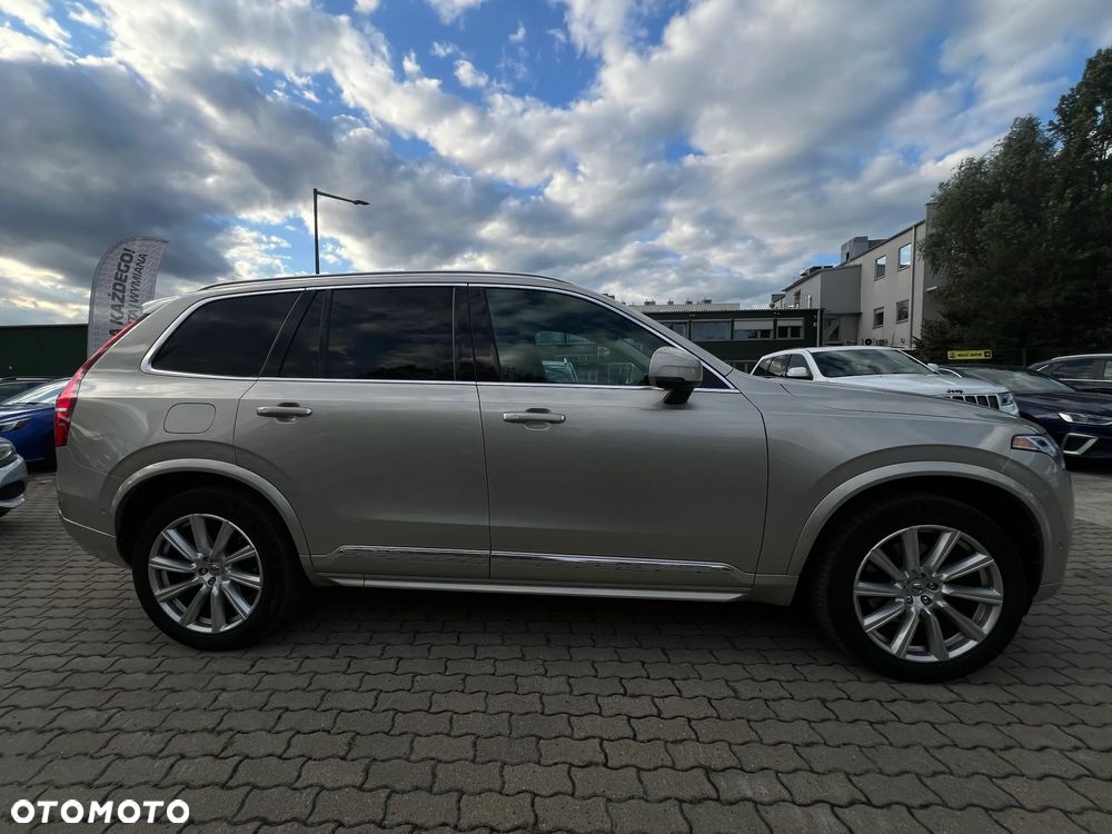 Volvo XC 90 - 10