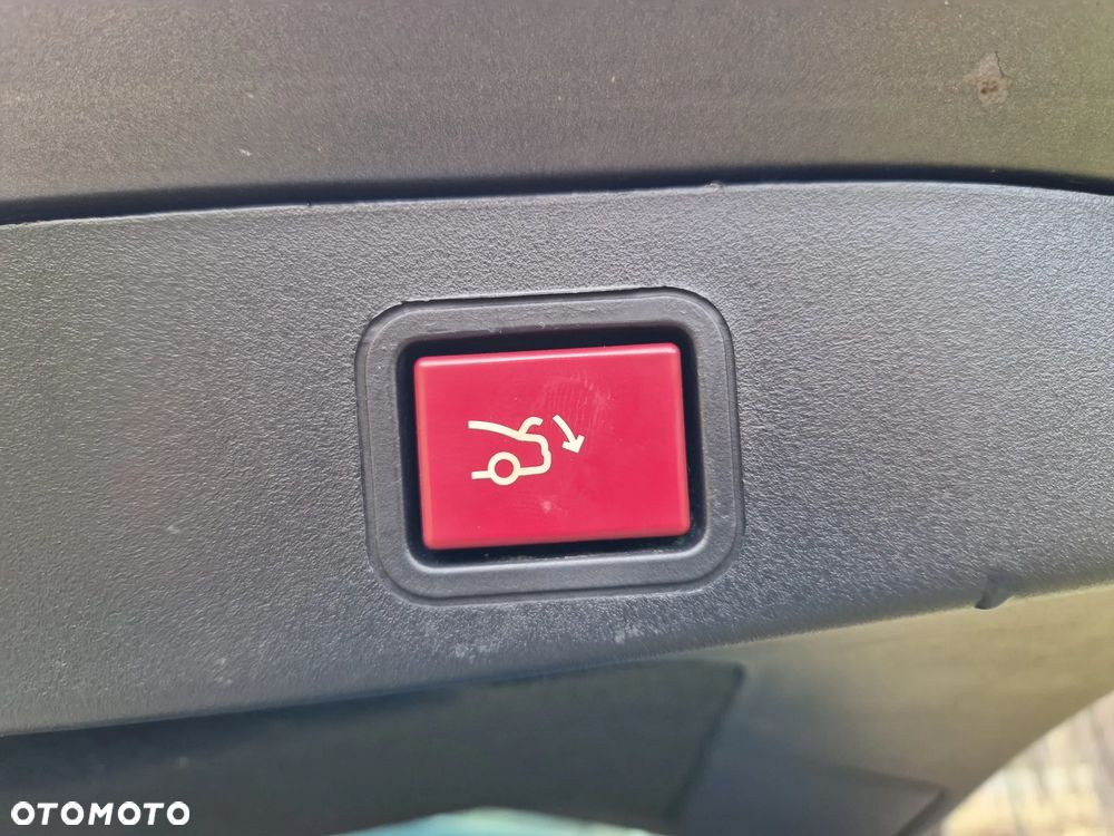 Citroën C5 BlueHDi 180 S&S EAT6 Cross - 13