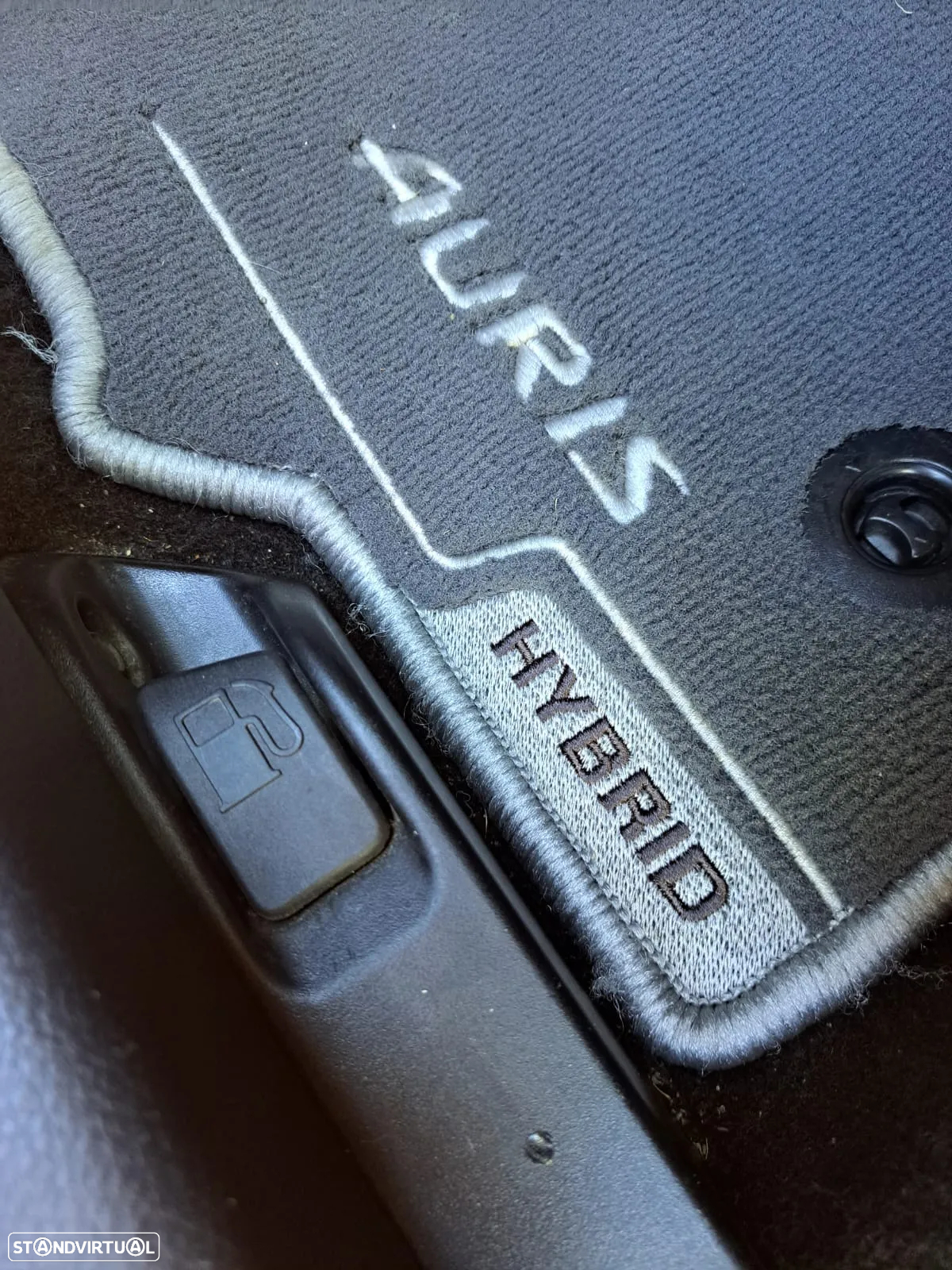 Toyota Auris Touring Sports 1.8 HSD Comfort +P.Techno+P.Sport - 15
