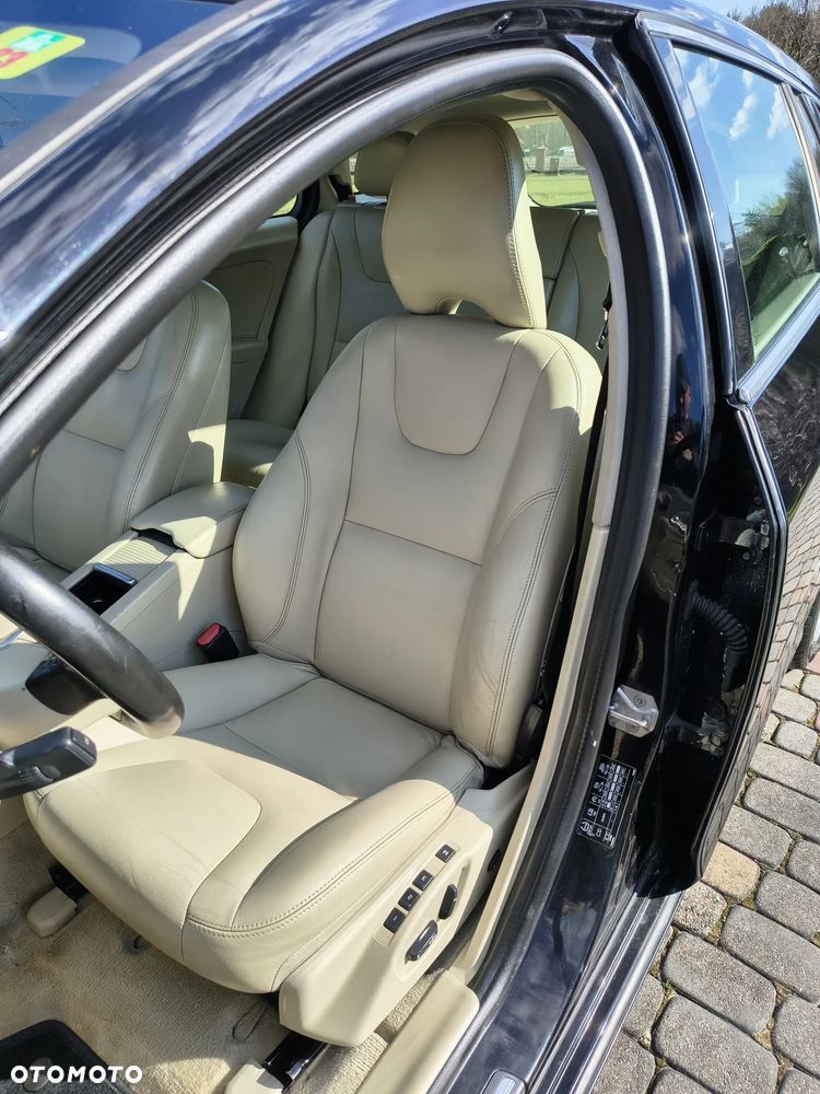 Volvo V60 D2 Kinetic - 11