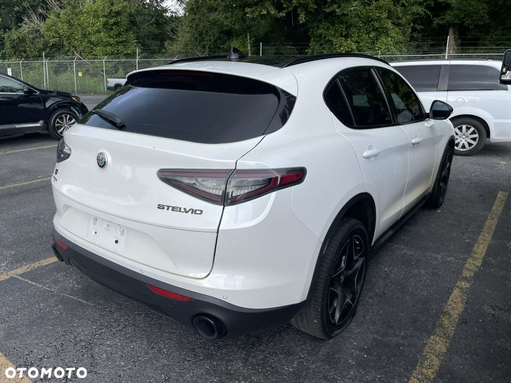 Alfa Romeo Stelvio 2.0 Turbo TI Q4 - 3