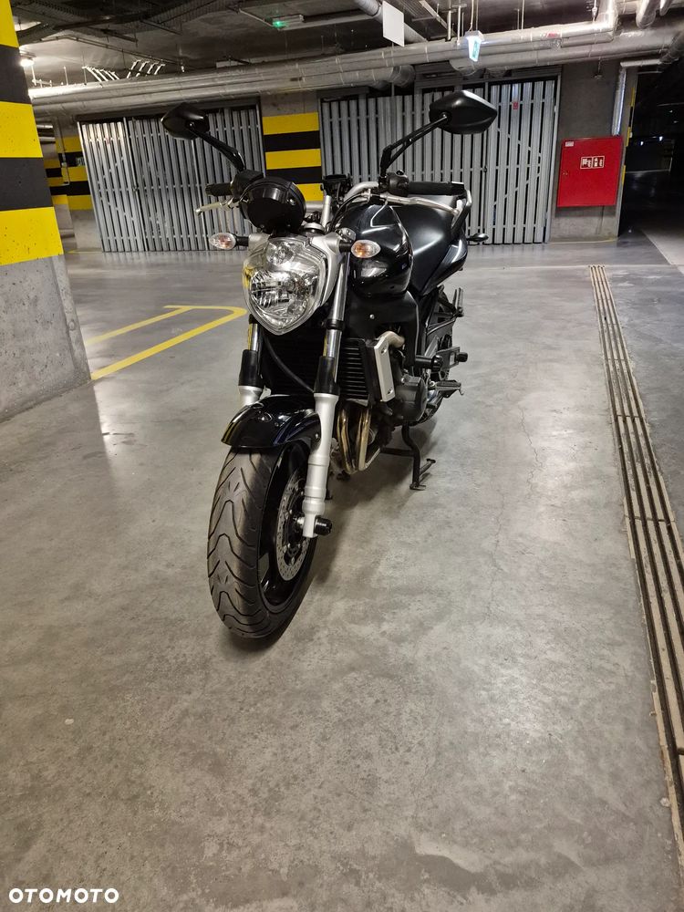Yamaha FZ6 - 9