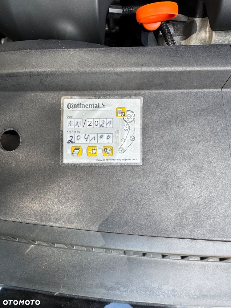 Volkswagen Golf Plus 1.6 TDI Comfortline - 31