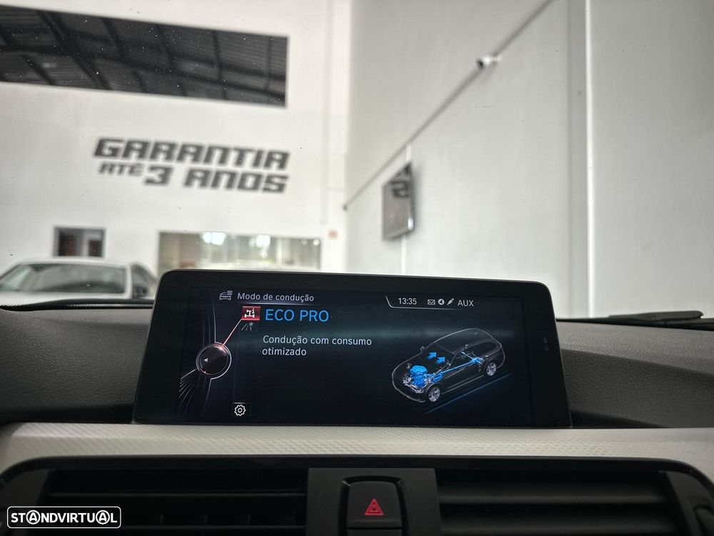 BMW 320 d Auto Pack M - 15