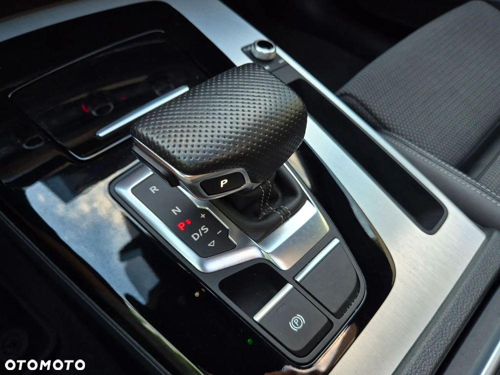 Audi Q5 Sportback 40 TDI quattro S tronic S line - 23