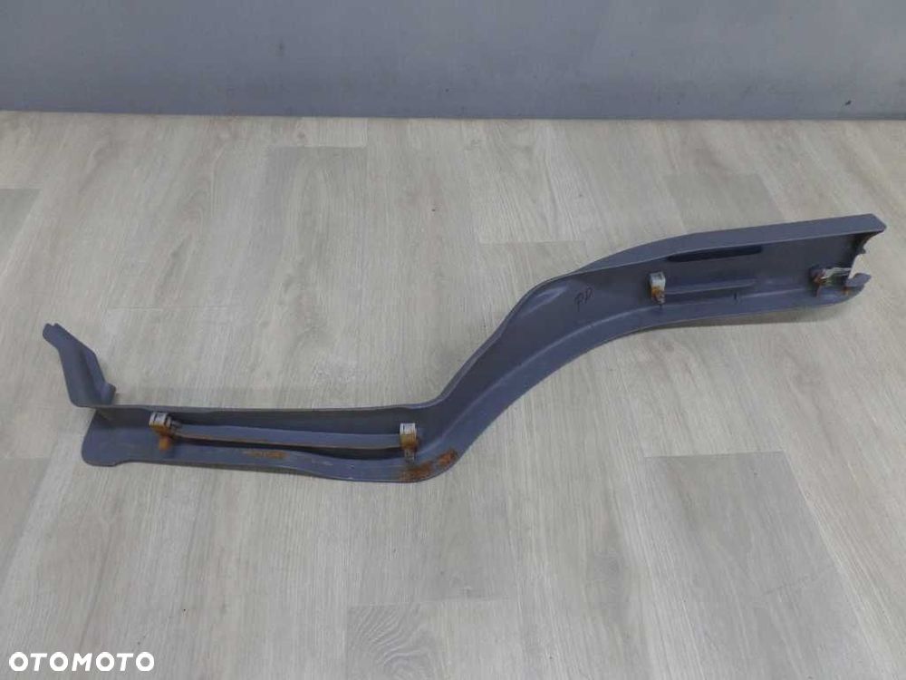 MITSUBISHI CANTER FUSO 7C18 LISTWA NAKLADKA PROGU PRAWY PRZOD 07-14 - 4