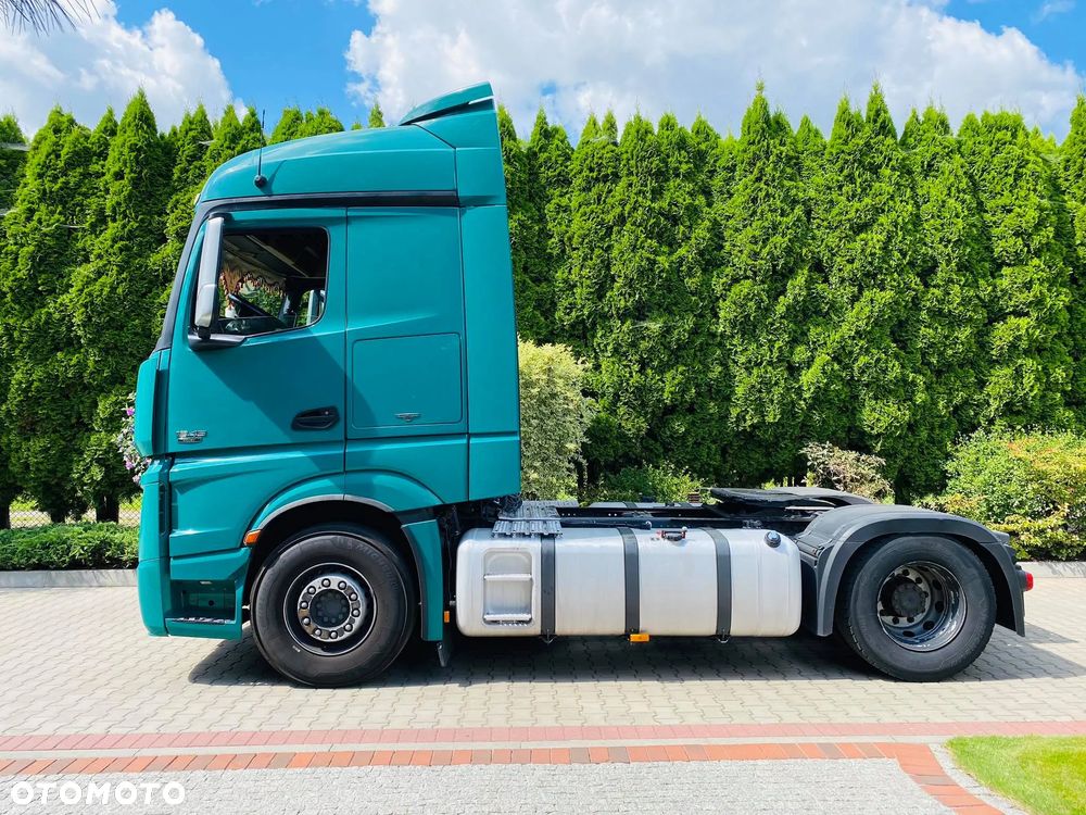 Mercedes-Benz Actros - 2