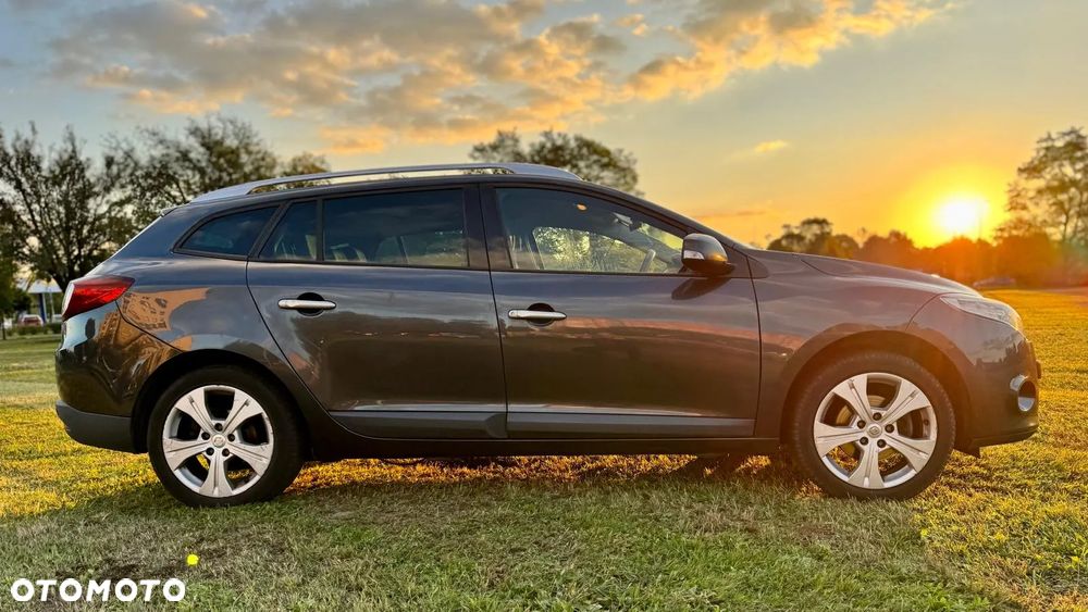Renault Megane 1.5 dCi Dynamique - 8