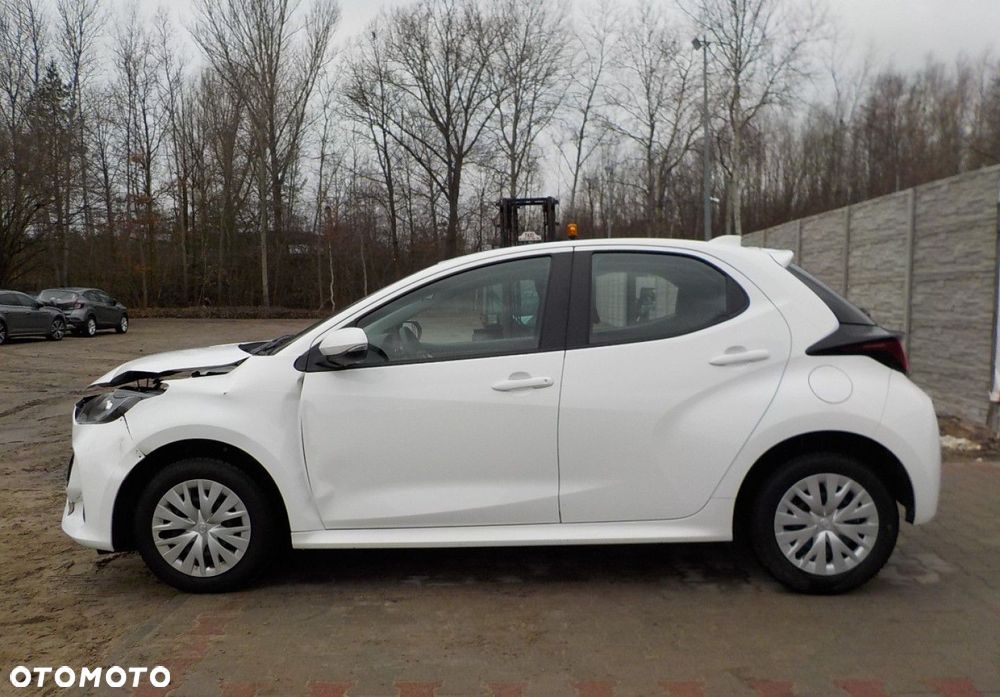 Toyota Yaris - 12