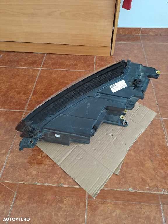 Far dreapta Skoda Karoq halogen original Europa cod57B941016A - 3