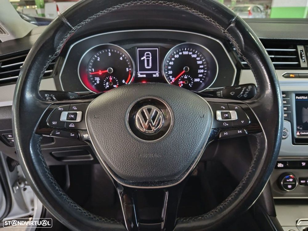 VW Passat Variant 1.6 TDI Confortline - 18