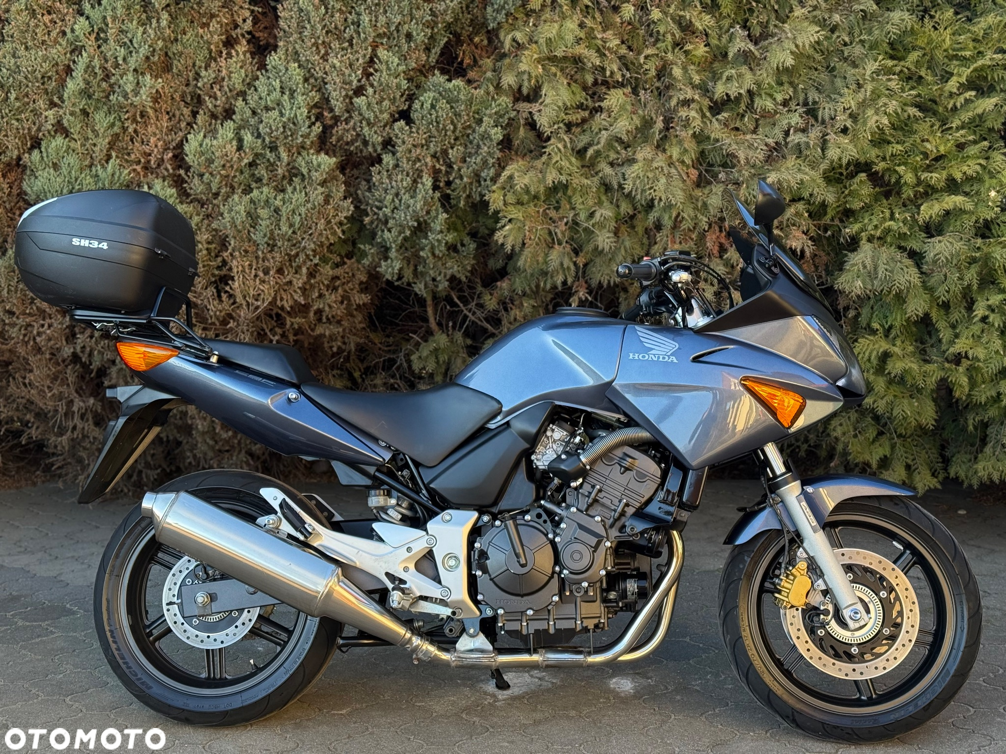 Honda CBF - 2