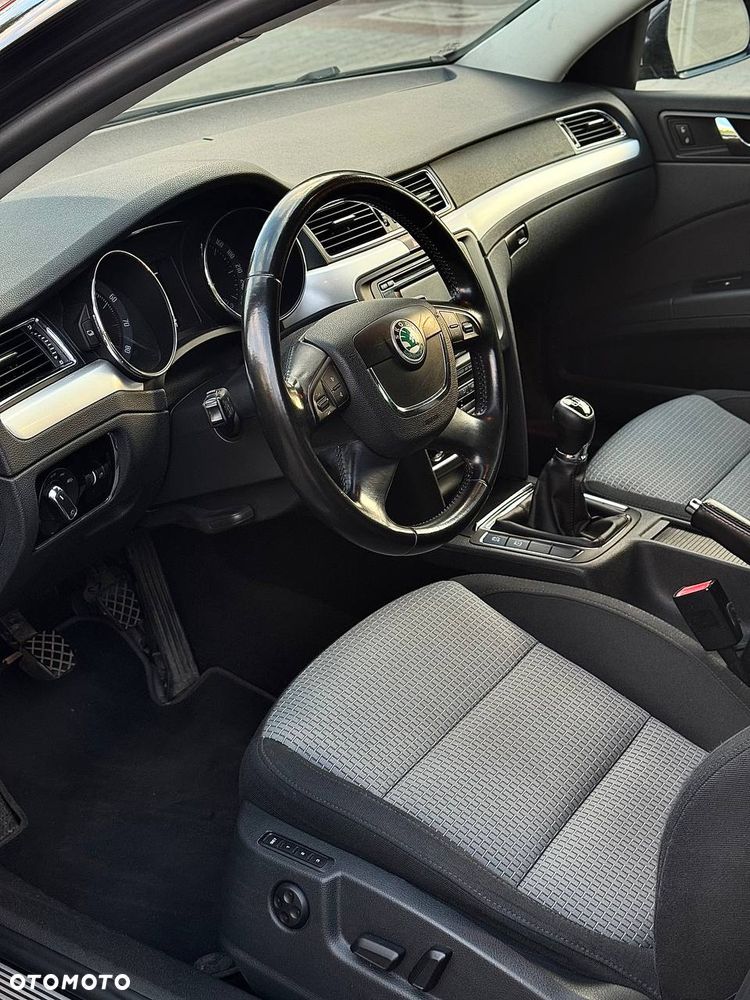Skoda Superb - 11