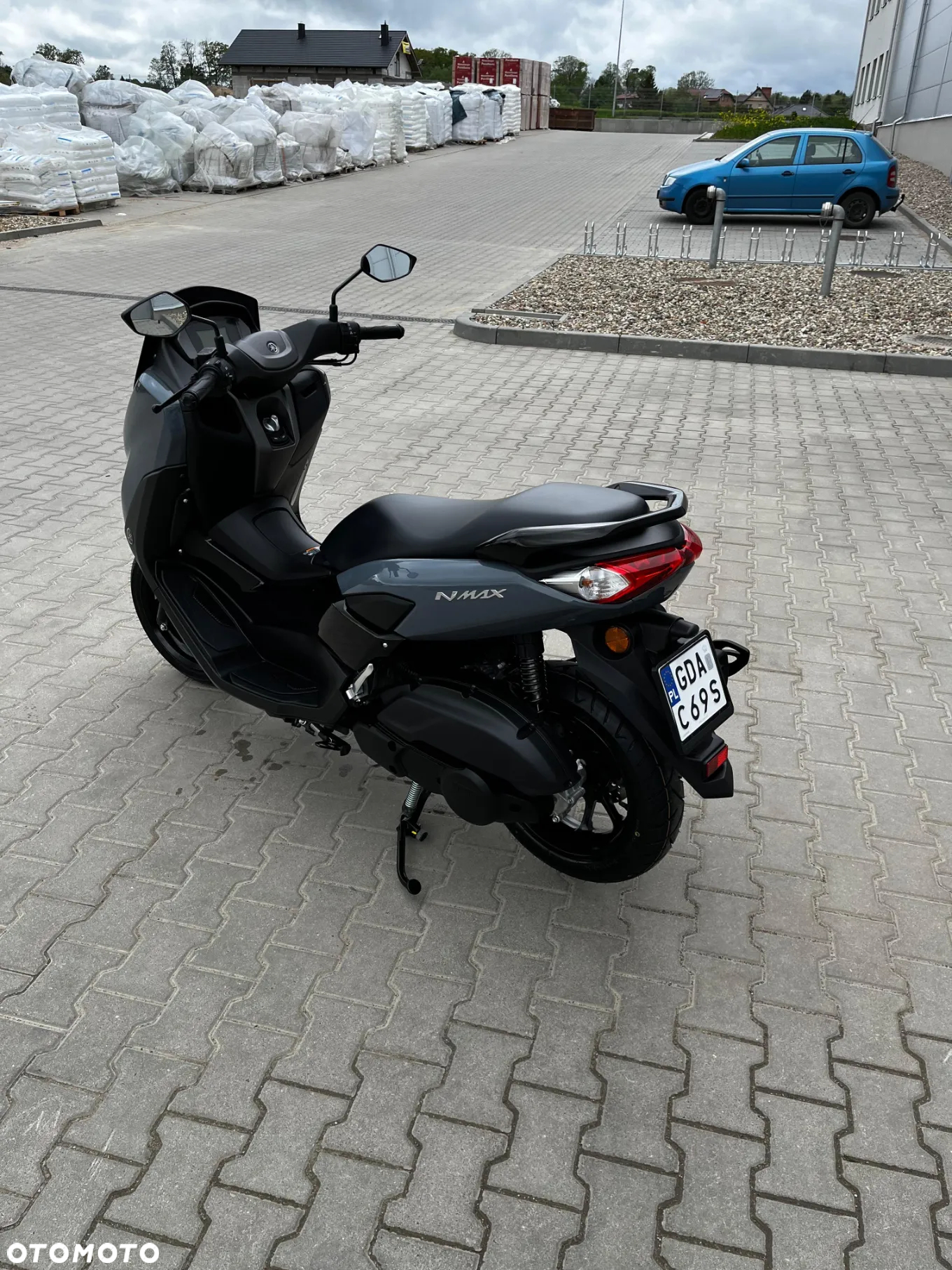 Yamaha NMAX - 7