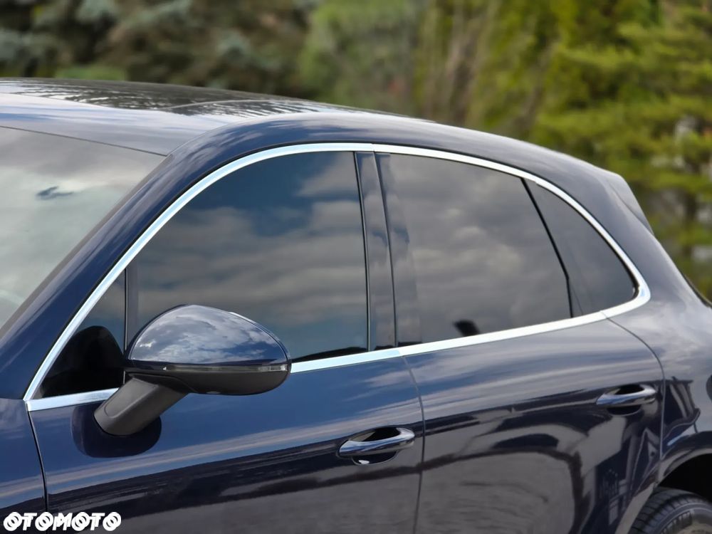 Porsche Macan S - 30