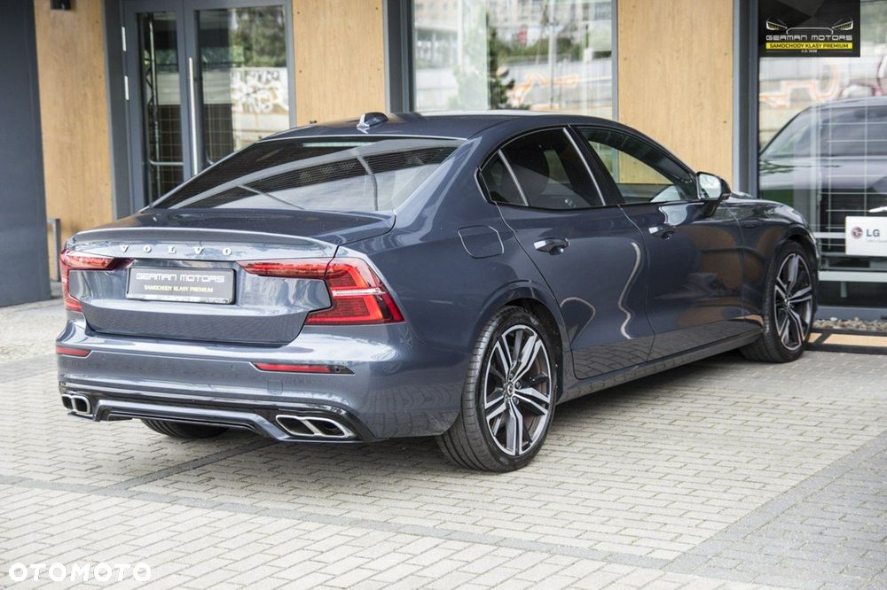 Volvo S60 - 16