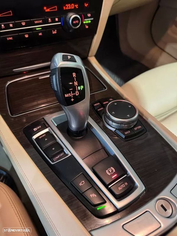 BMW 740 d — fotografia 32