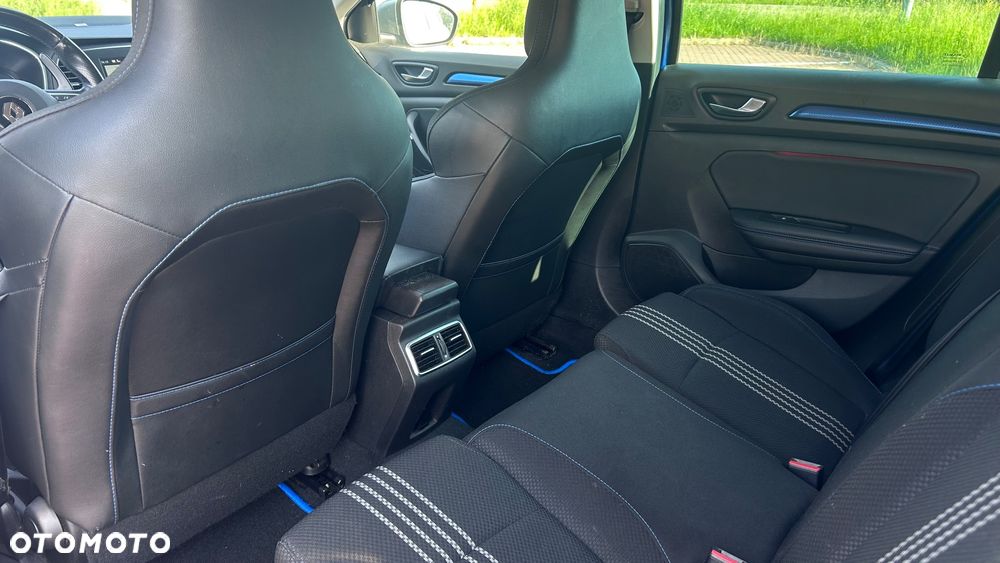 Renault Megane ENERGY dCi 165 EDC GT - 10