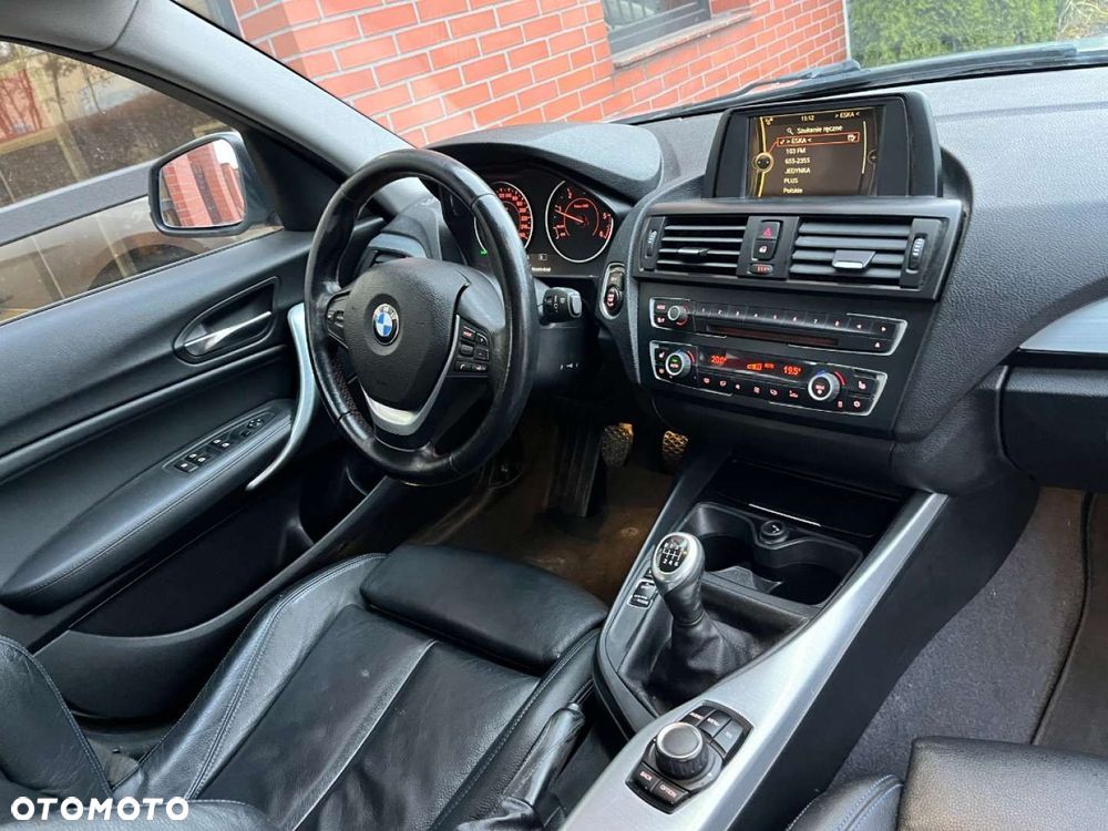 BMW Seria 1 116d Sport Line - 7