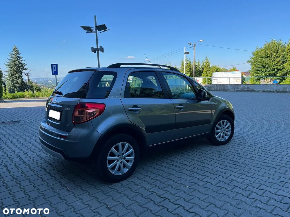 Suzuki SX4 Classic 1.6 VVT 4x4 Style - 28