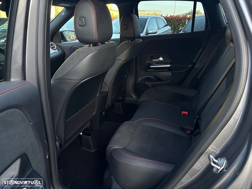 Mercedes-Benz GLA 250 e AMG Line - 17