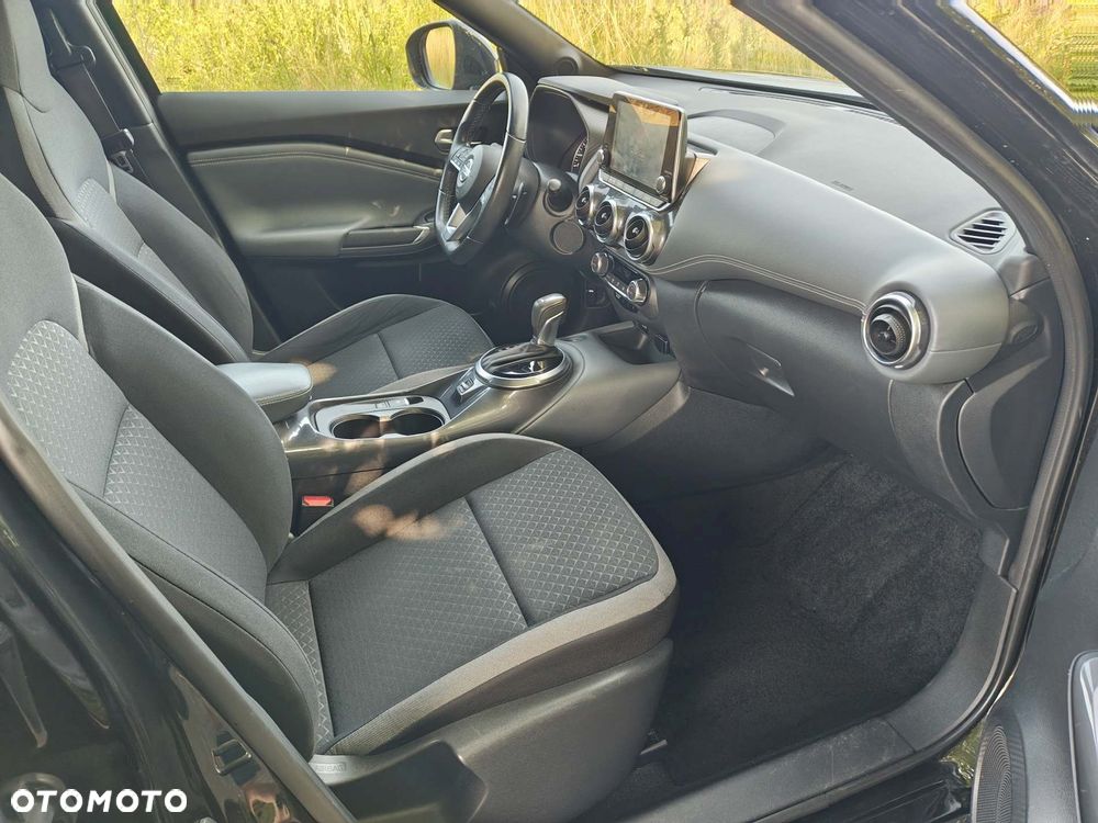 Nissan Juke 1.0 DIG-T N-Connecta DCT - 25